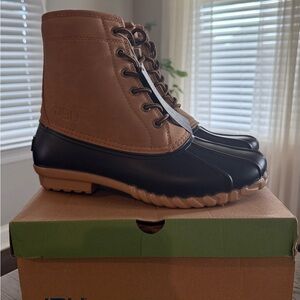 JBU Men's Maine Waterproof Ankle-Length Rain Boots | Size: 9M ~ NWB